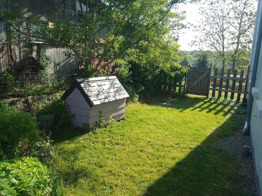 Logement Renove Proche Foret Baud Exterior photo